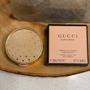 Gucci Blush de Beauté in Gold and Pink